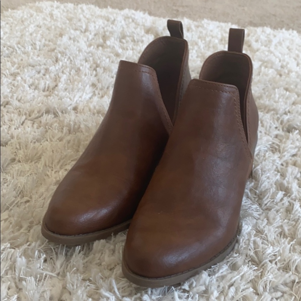 American Eagle Booties